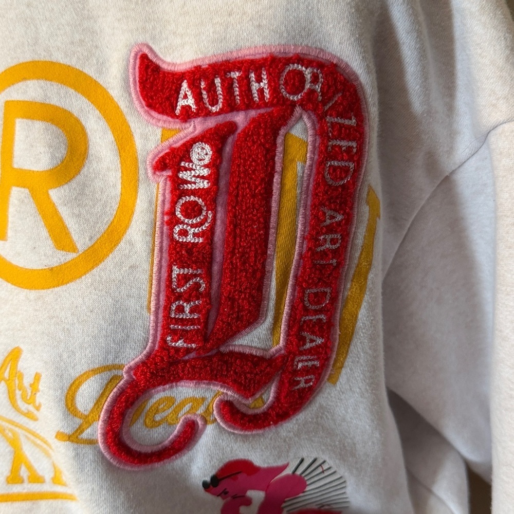 First Row Graphic Hoodie Women’s Small Cropped Art Dealer Sweatshirt - Picture 4 of 11